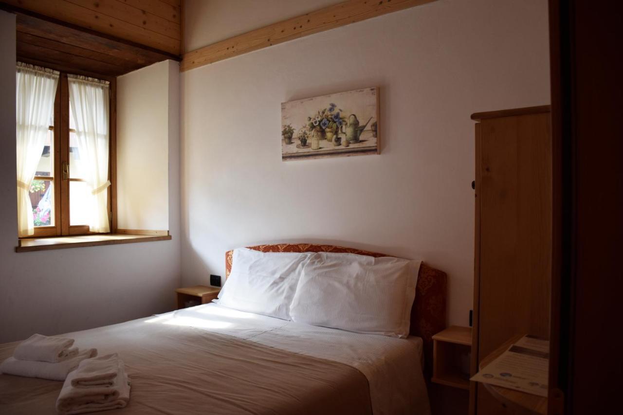 La Tana Del Tasso Rooms&Breakfast Camerata Cornello Exteriér fotografie