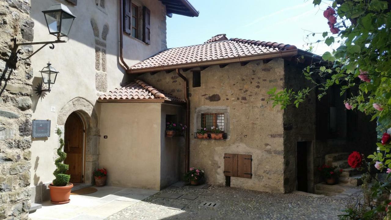 La Tana Del Tasso Rooms&Breakfast Camerata Cornello Exteriér fotografie
